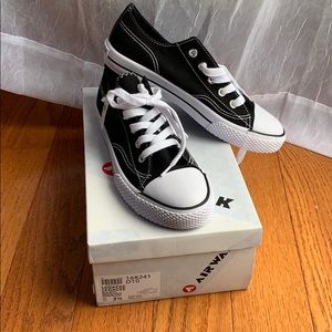 Legacee Airwalk